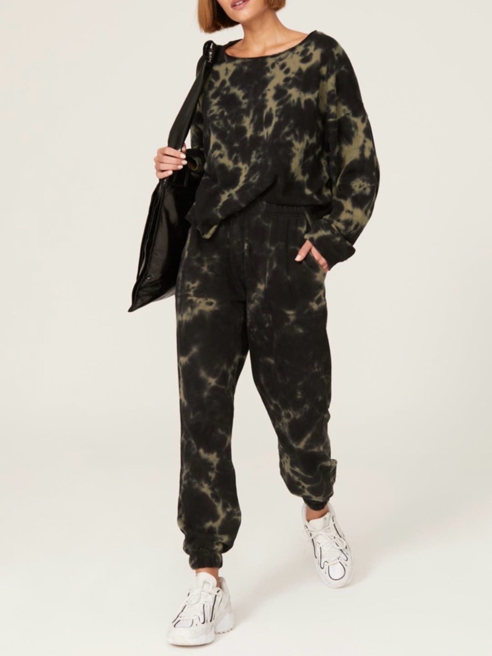Perfect Tie Dye Sweatpants in Black and Olive